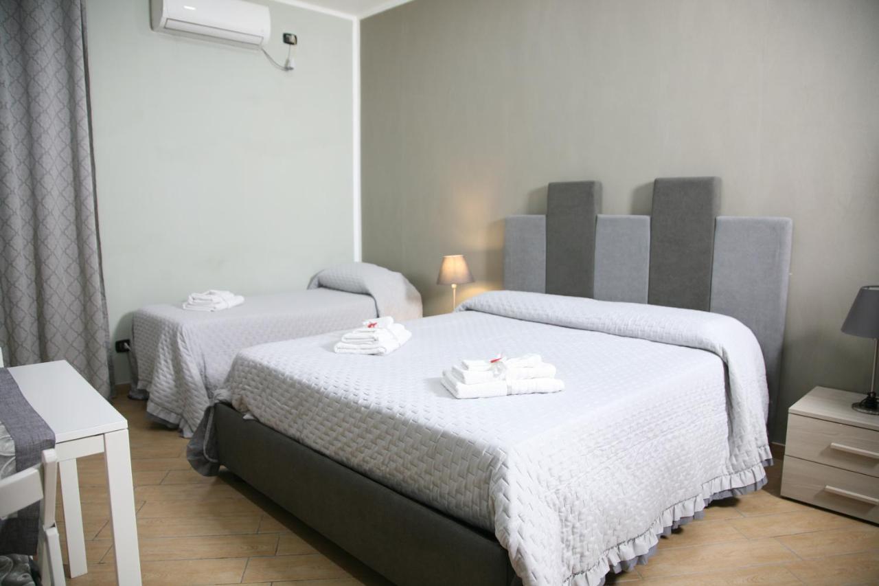 Dimora Portanolana Hotel Naples Luaran gambar