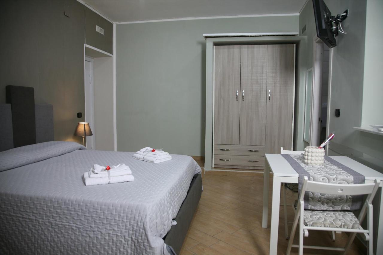 Dimora Portanolana Hotel Naples Luaran gambar