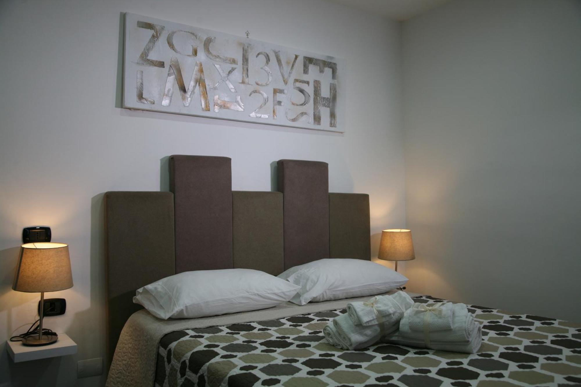 Dimora Portanolana Hotel Naples Luaran gambar
