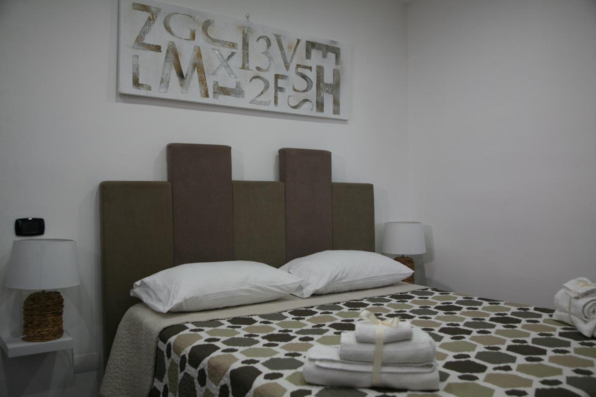 Dimora Portanolana Hotel Naples Luaran gambar